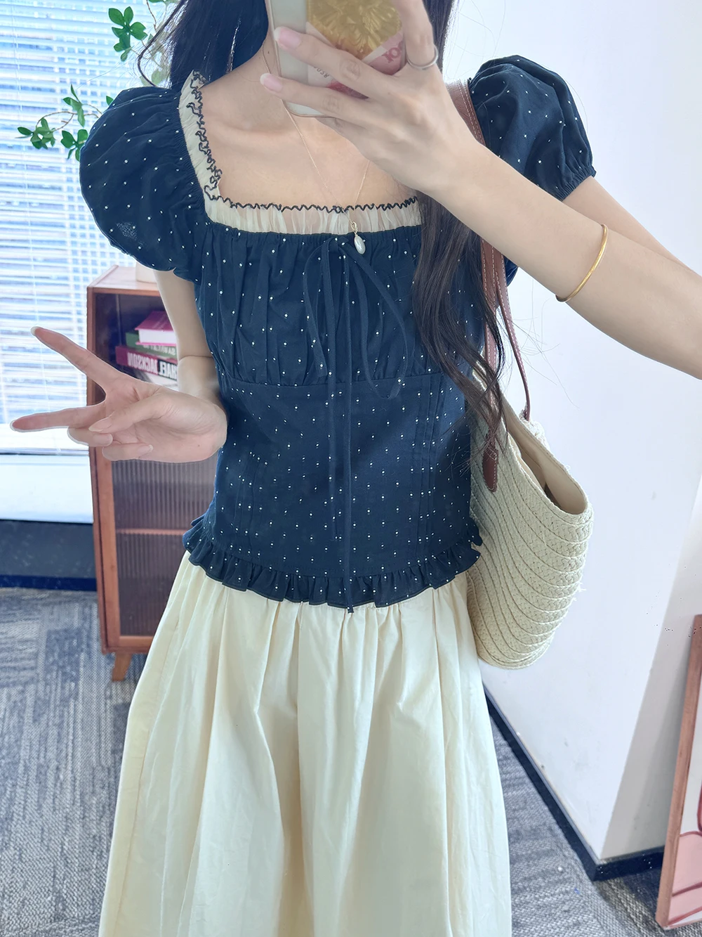 

Summer Polka Dot Knot irt Women's Bubble Sve Lace Trimmed Top Splice Sle Commute Wind round Ne ort Sve