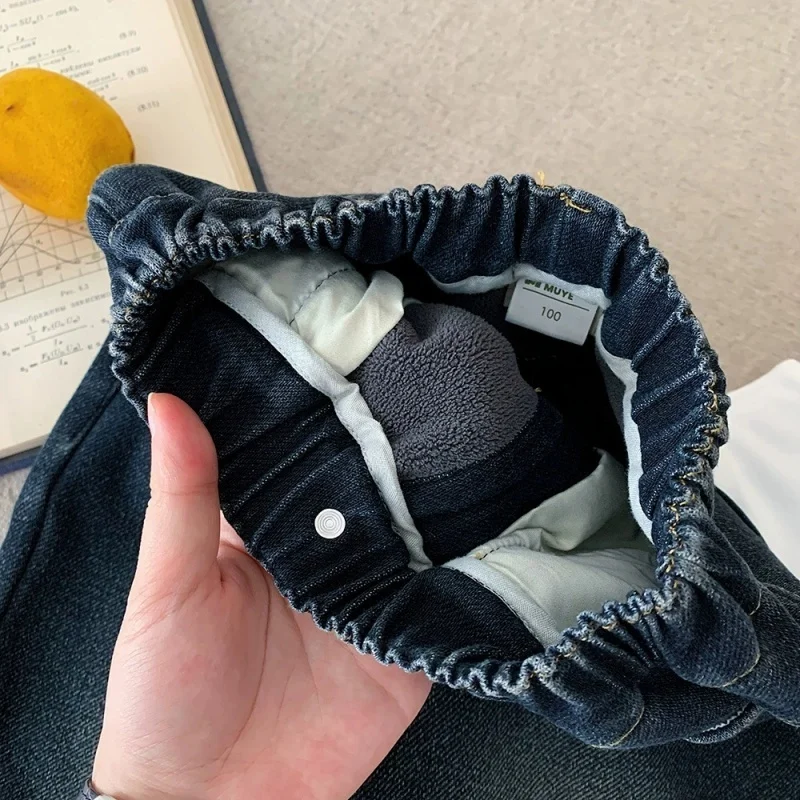 سراويل جينز سميكة مبطنة بالصوف للأولاد لخريف وشتاء 2025 ملابس مدرسية عالية الجودة للمراهقين سراويل أطفال من 2 إلى 12 سنة