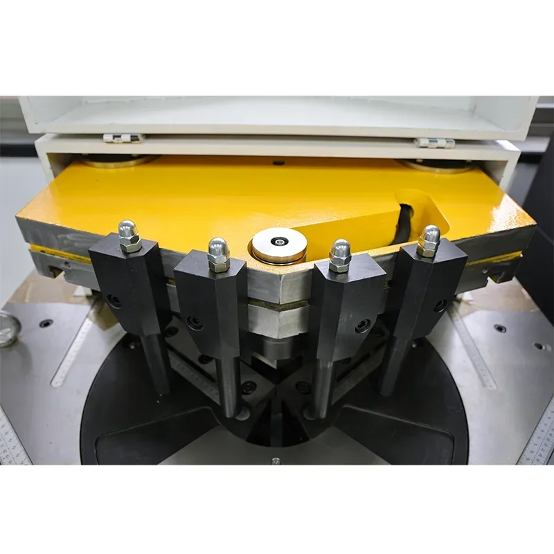 Hydraulic stainless steel angle cutting machine 4 * 200 thick plate edge cutting machine punching and shearing machine