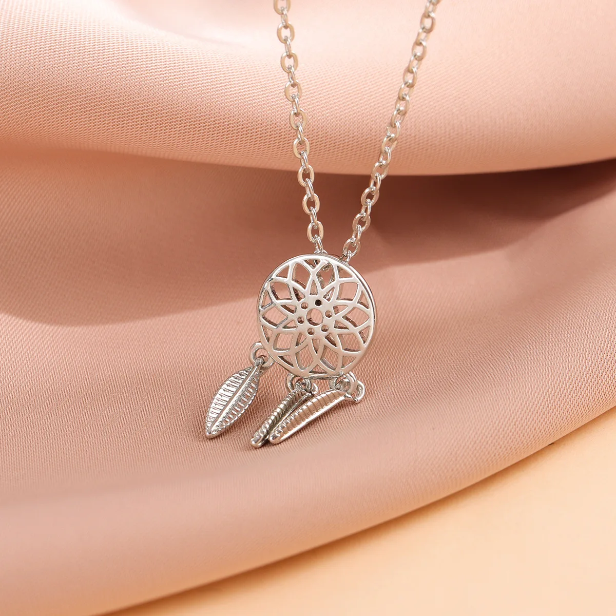 925 فضة مجوهرات الأزياء ريشة الجوف نمط بسيط جولة الترقوة سلسلة قلادة القلائد XL015