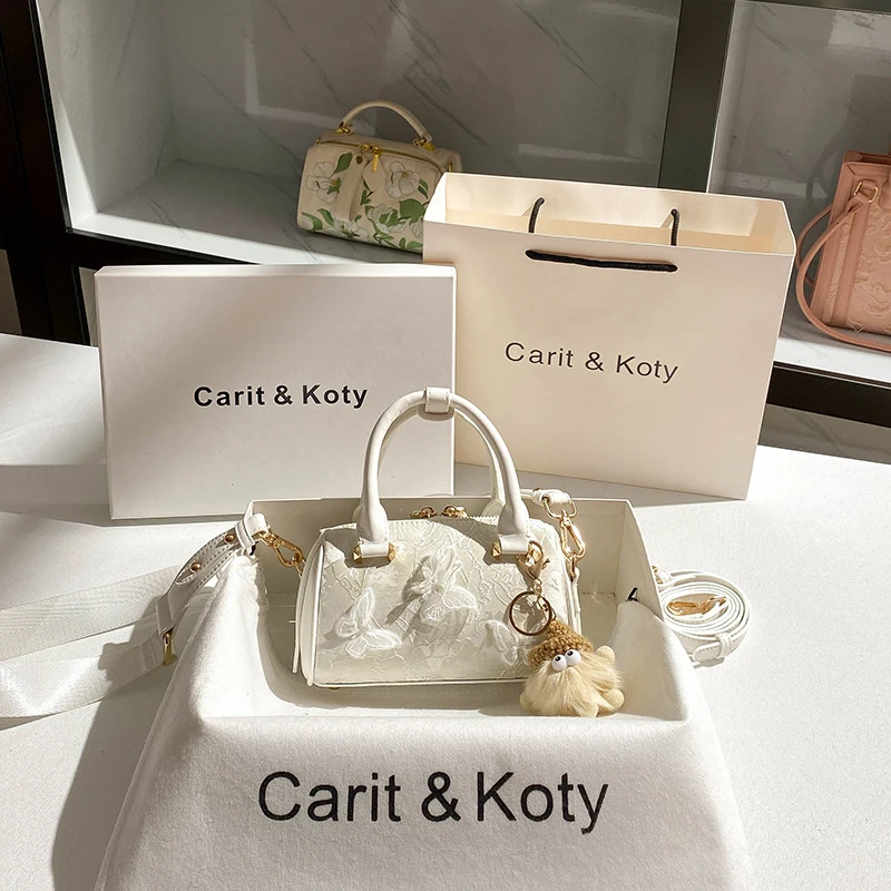 

Lace Butterfly Boston Bag Autumn/Winter High-End Embroidered Pillow Bag