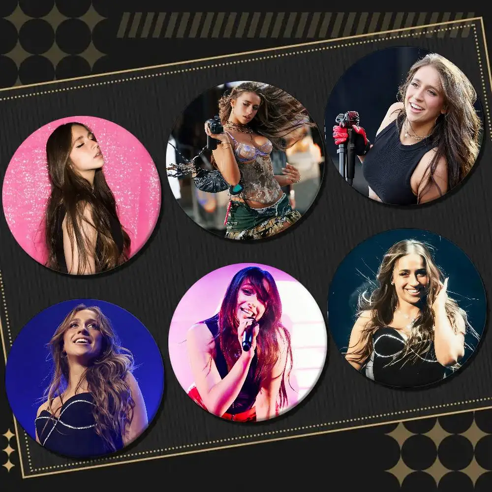 Singer Tate M-Mcrae… - image