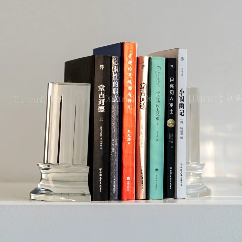 Ceramic Palm Book Leaning Ornament Library Leisure Club Book File Showroom Advanced Sense Of Crystal Roman Column Ornaments