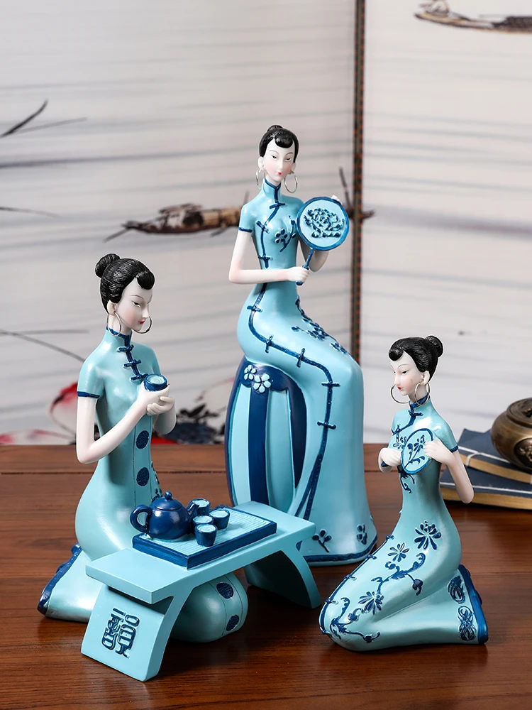 Chinese style cheongsam ladies new Chinese high-end decorations, artist residence, entrance wine cabinet, Bogu shelf, living roo