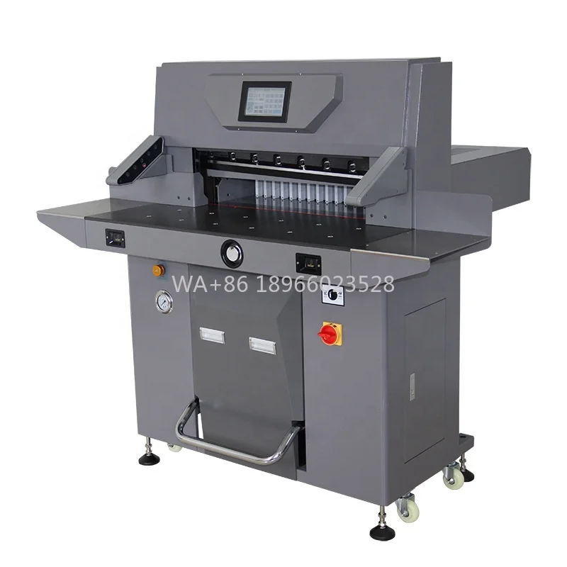 آلة قطع الورق الهيدروليكي التي يتم التحكم فيها بالبرنامج QK-7210TX مع منصة تشغيل الكرة