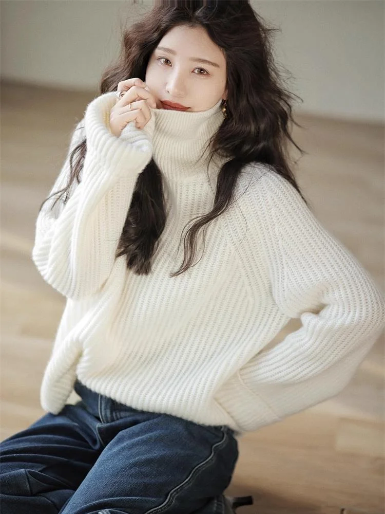 

Temperament Joker new high-necked cashmere sweater in autumn and winter women loose thick lazy wind bottoming knitted sweater