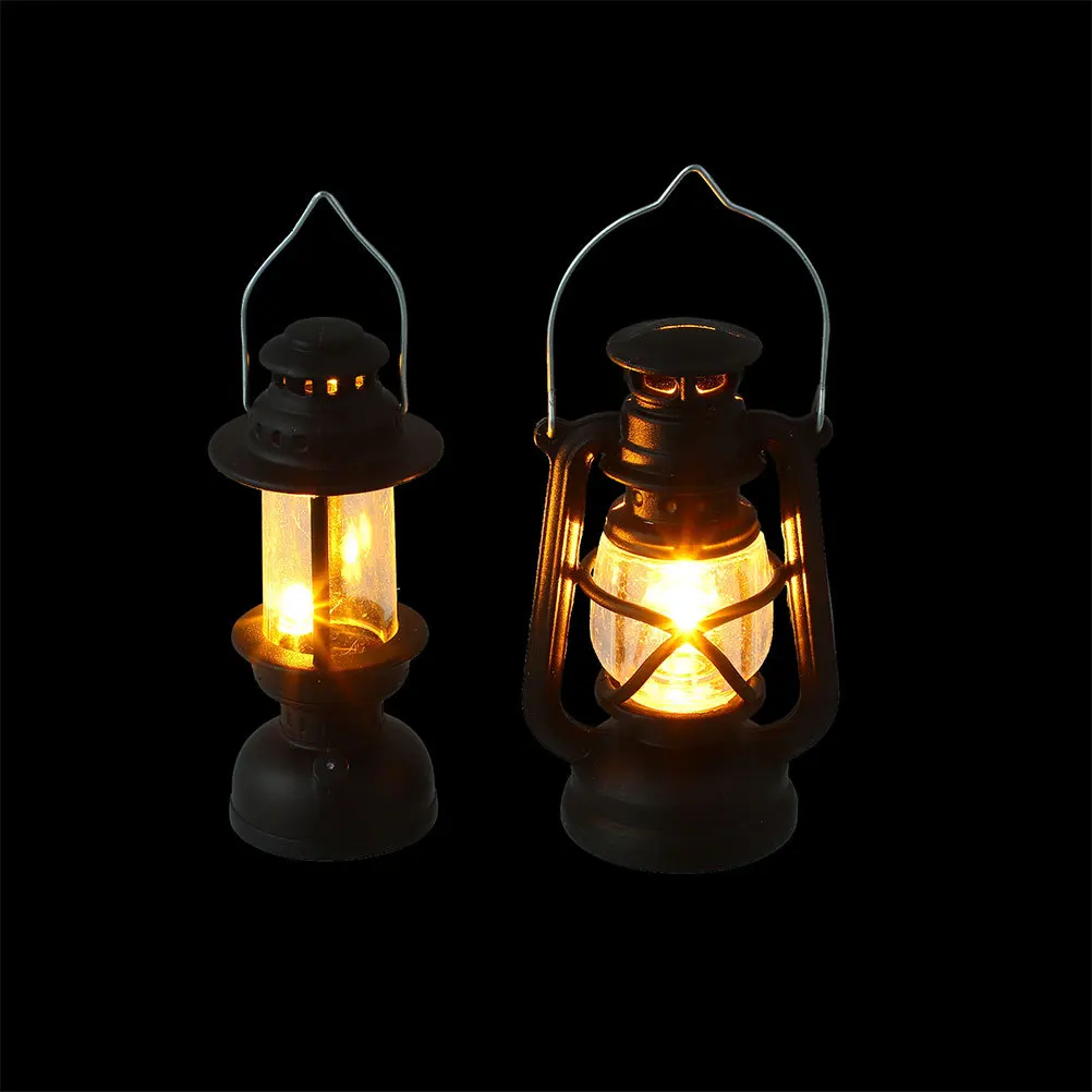 

4Pcs Vintage Lamps Miniature Decor for Dollhouse Furniture Realistic Lighting Effect Holiday Party Decoration