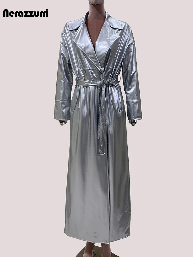 เนราซูรีฤดูใบไม้ร่วงยาวพิเศษนุ่มน้ำหนักเบาเงินหนังเทียมเทรนช์โค้ตผู้หญิงผ้าคาดเอวเสื้อผ้าดีไซเนอร์สุดหรูเสื้อคลุม