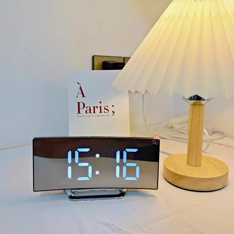 Curved Screen Luminous Electronic LED Digital Alarm Clock, Desk Living Room Bedroom Decoration Home LED Clock Decoration