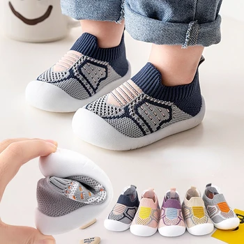 Chaussures antidérapantes et respirantes pour bébés, chaussettes de sol avec semelle en caoutchouc pour enfants garçons, chaussures en maille à fond souple pour bébés filles
