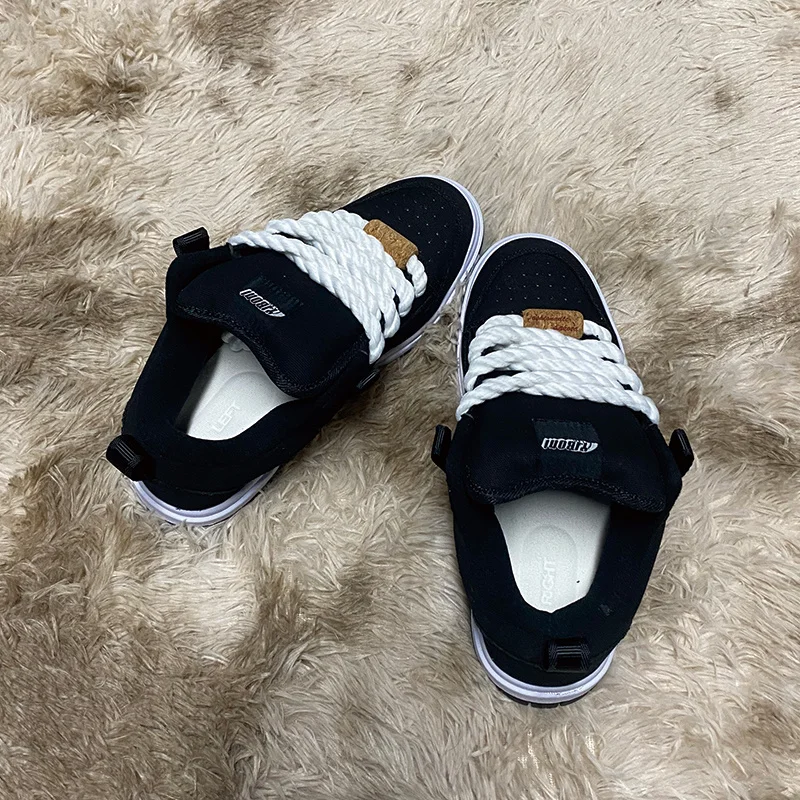 Large Size Low-Top Sneakers, Black Patchwork Thick-Tongue Loafers, Casual Shoes, Sports Skate Shoes, Light Luxury Versatile Couple's Niche Retro Outdoor Street Fashion