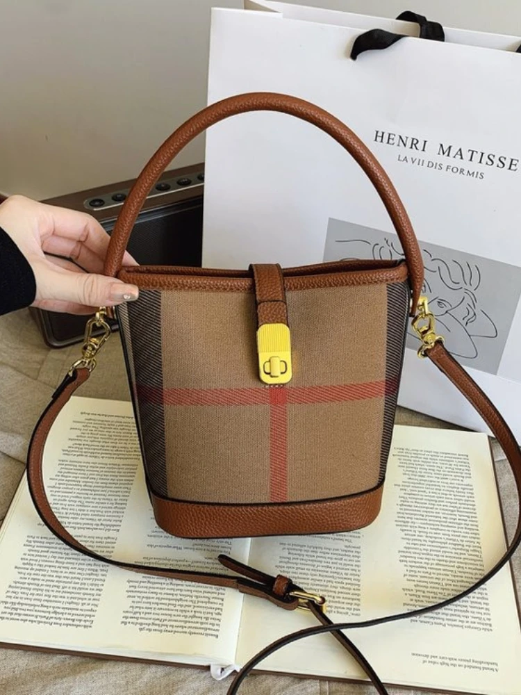 

Просторная большая сумка в клетку, женская роскошная сумка через плечо с верхней ручкой, сумка через плечо «день-ночь», повседневная сумка на ремне, минималистичная кожа