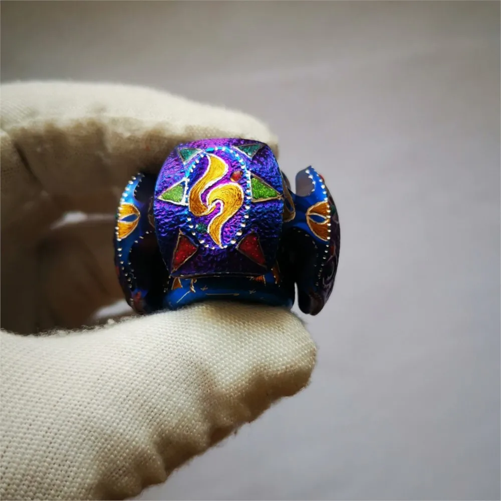 LAUTIE EDC Noiz-C titane Fidget Spinner Noiz série lumineux à la main sculpture Fidget jouets pour adultes Anti-stress jouets