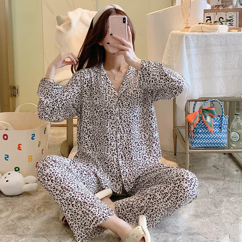 Spring Female Sleepwear Long Sleeved Long Pants Two-piece Set Thin Print Pajamas Lapel Collar Cotton Silk Home Clothing for Lady