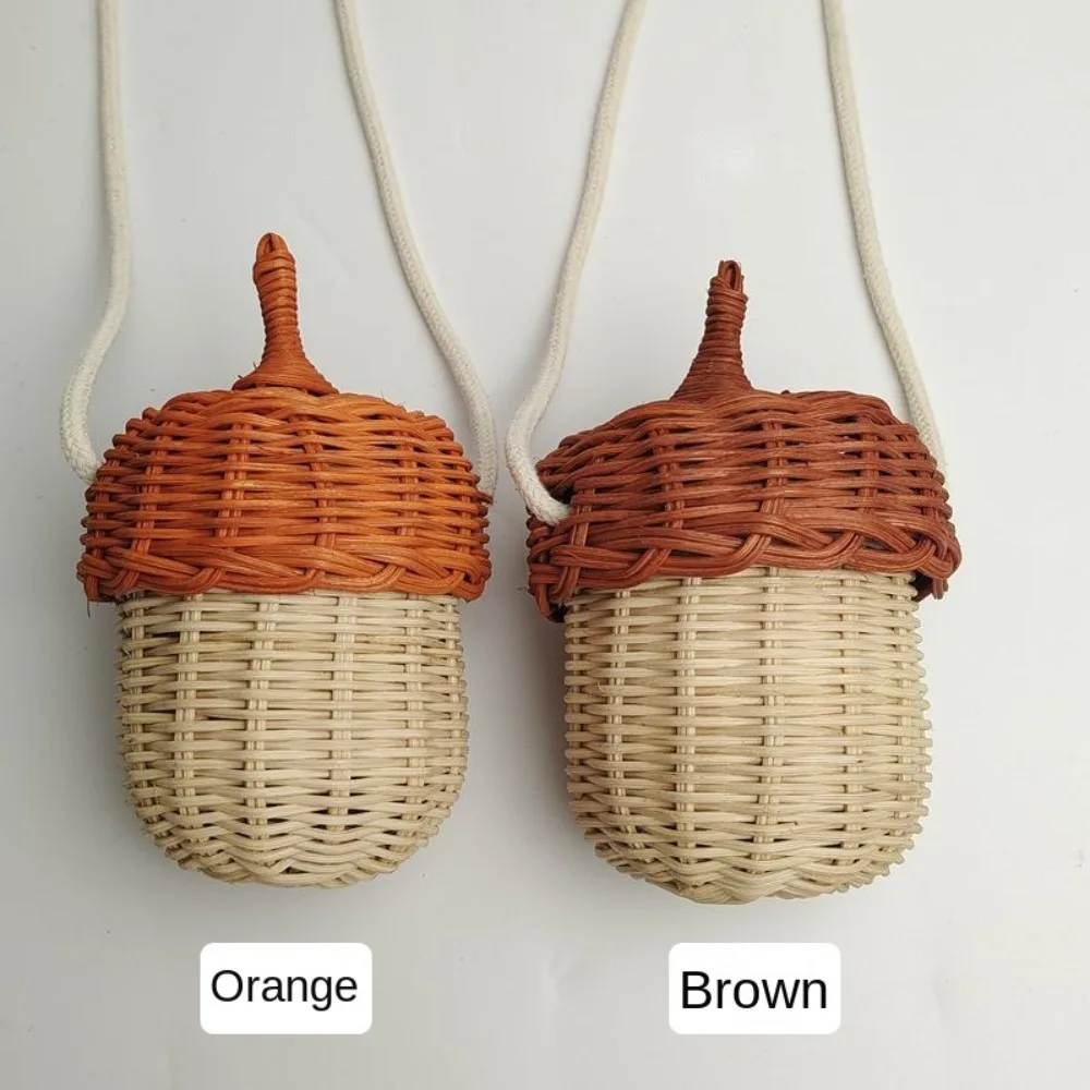 Handgefertigte gewebte Tannenzapfen-Umhängetasche, Vintage-Mini-Rattan-Umhängetasche, Tannenzapfen-Rattan-Tasche, Heimdekoration