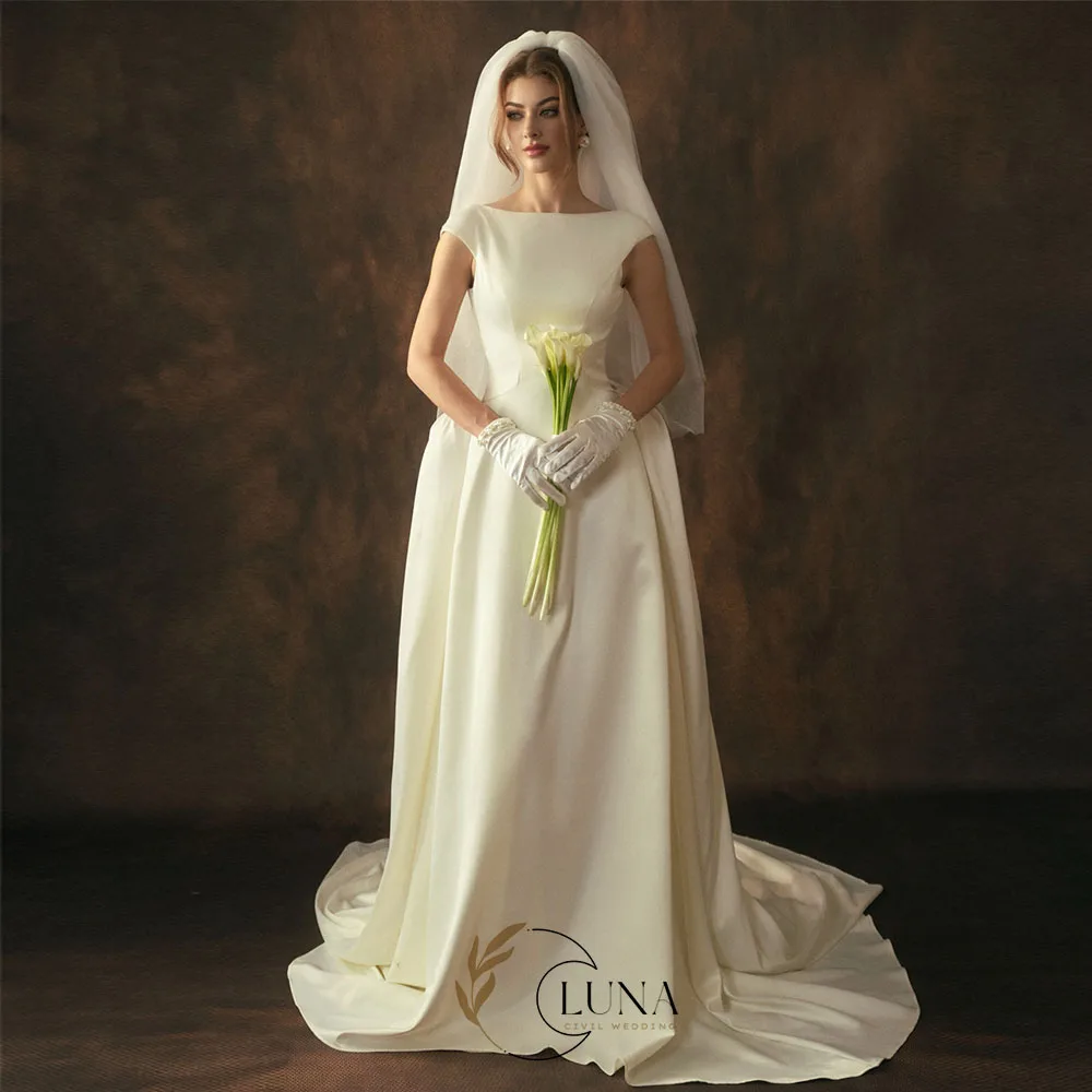 Luna Elegant A-line Satin Wedding Dresses For Woman O-Neck Sleeveless Pleat Sweep Train Backless Bridal Gown Customized
