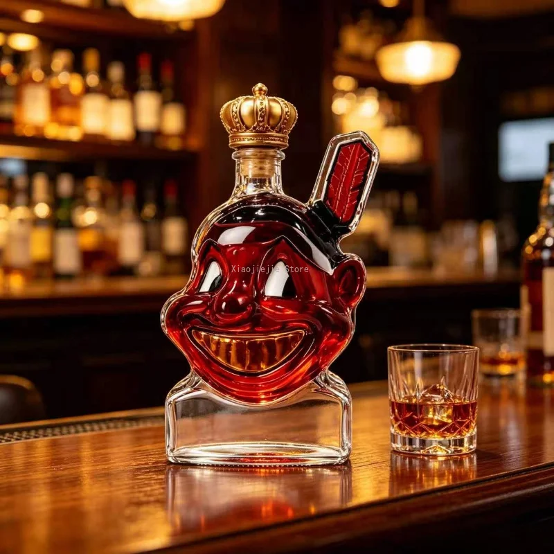 Retro Stylized Face Glass Wine Bottle Crown Cover Creative Whiskey Decanter Bar Tabletop Display Ornament