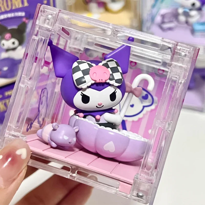 Sanrio caixa cega kuromi truque ou deleite série fofa figuras de anime cena em miniatura aniversário presente de natal dezembro kawaii brinquedo infantil