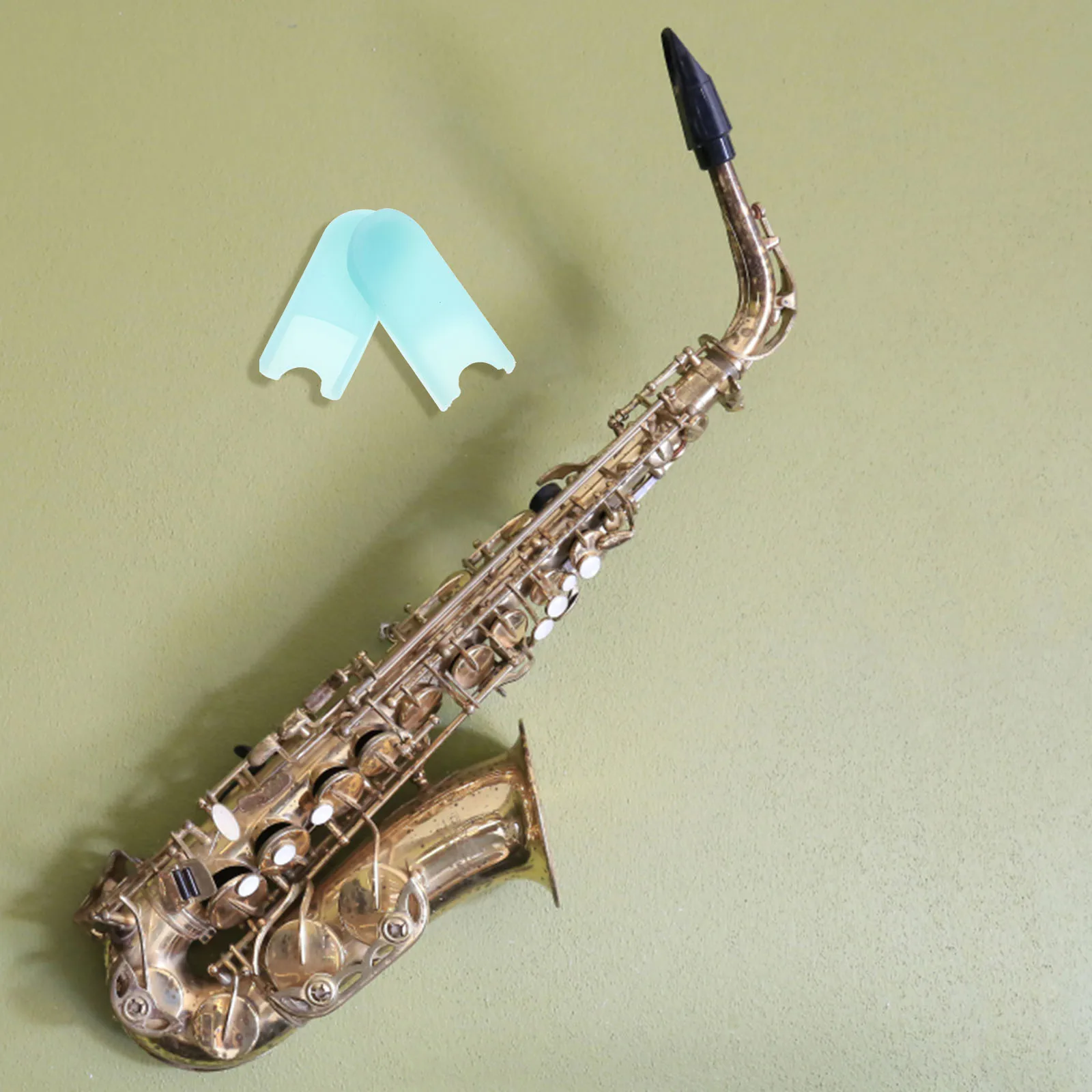 

2 Pcs Sax Thumb Rest Cushion Saxophone Finger Holder Protector Instrument Accessory