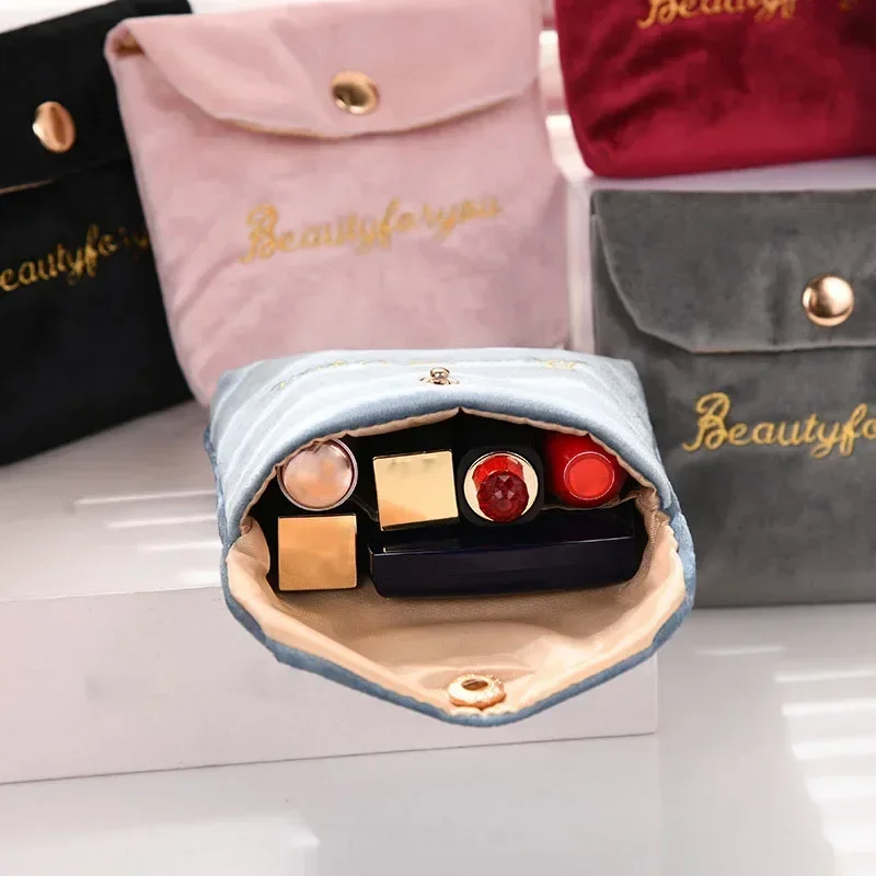 Embroidered Letter Tampon Storage Sanitary Pad Pouch Bag Girls Cosmetic Bags Makeup Lipstick Key Earphone Data Cables Organizer