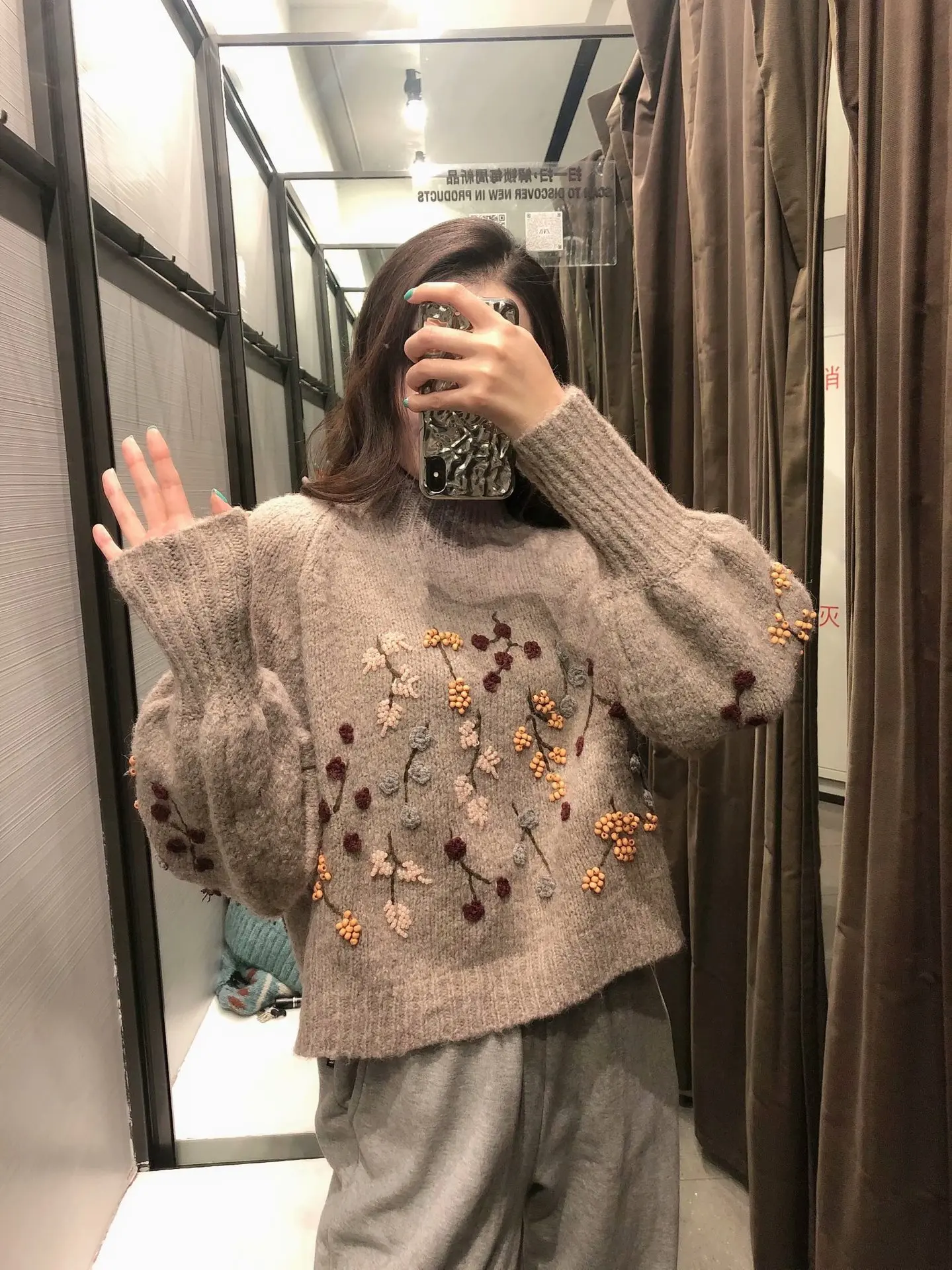 Gagarich Fashion Woman Sweater Autumn New European American Style Bead Studded Loose Semi High Neck Knitted Pullover Top