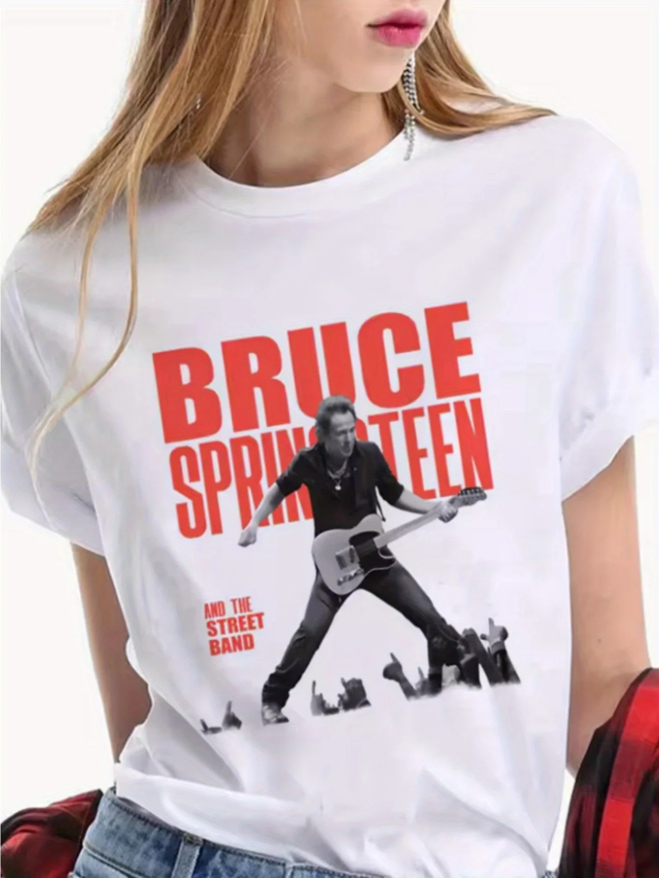 

Bruce Springsteen Graphic Print T-Shirt, Short Sleeve Crew Neck Casual Top for Women, Black & Red "AND THE WORLD ON YOUR SIDE"