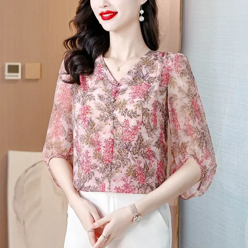 

Women's Floral Print Chiffon Blouse V-Neck 5/4 Sleeve Lightweight Summer Casual Top