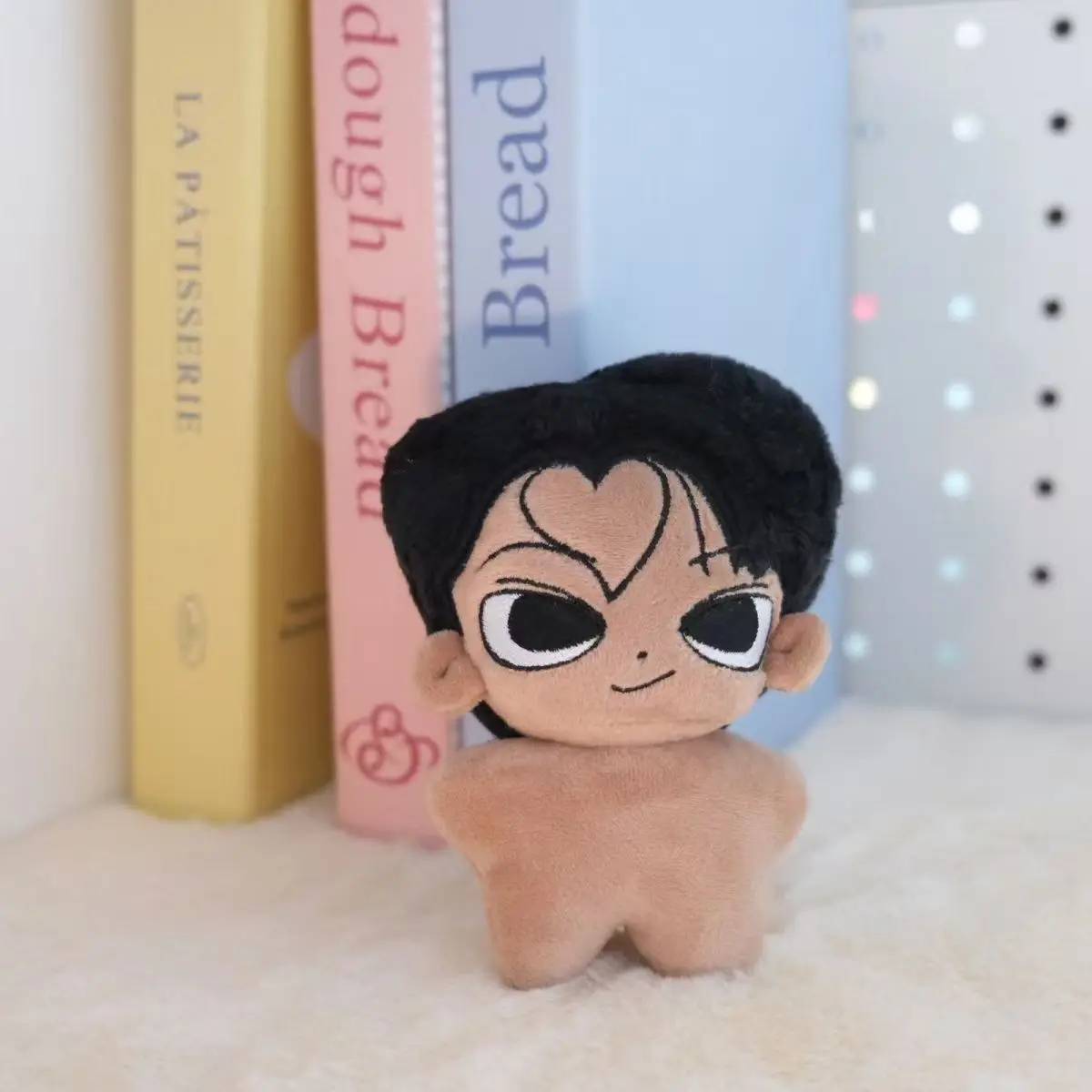 Peluche de 10cm pour beau garçon, idole Park Jong-seong, peau noire et blanche, corps d'étoile de mer, poupée en coton, sac à dos, pendentif, ornement ou cadeau