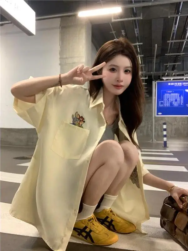 

Retro Japanese Cartoon Embroidered irt Women's ort Sve Loose Couple Match Casual Top Summer New Sle Cotton Material