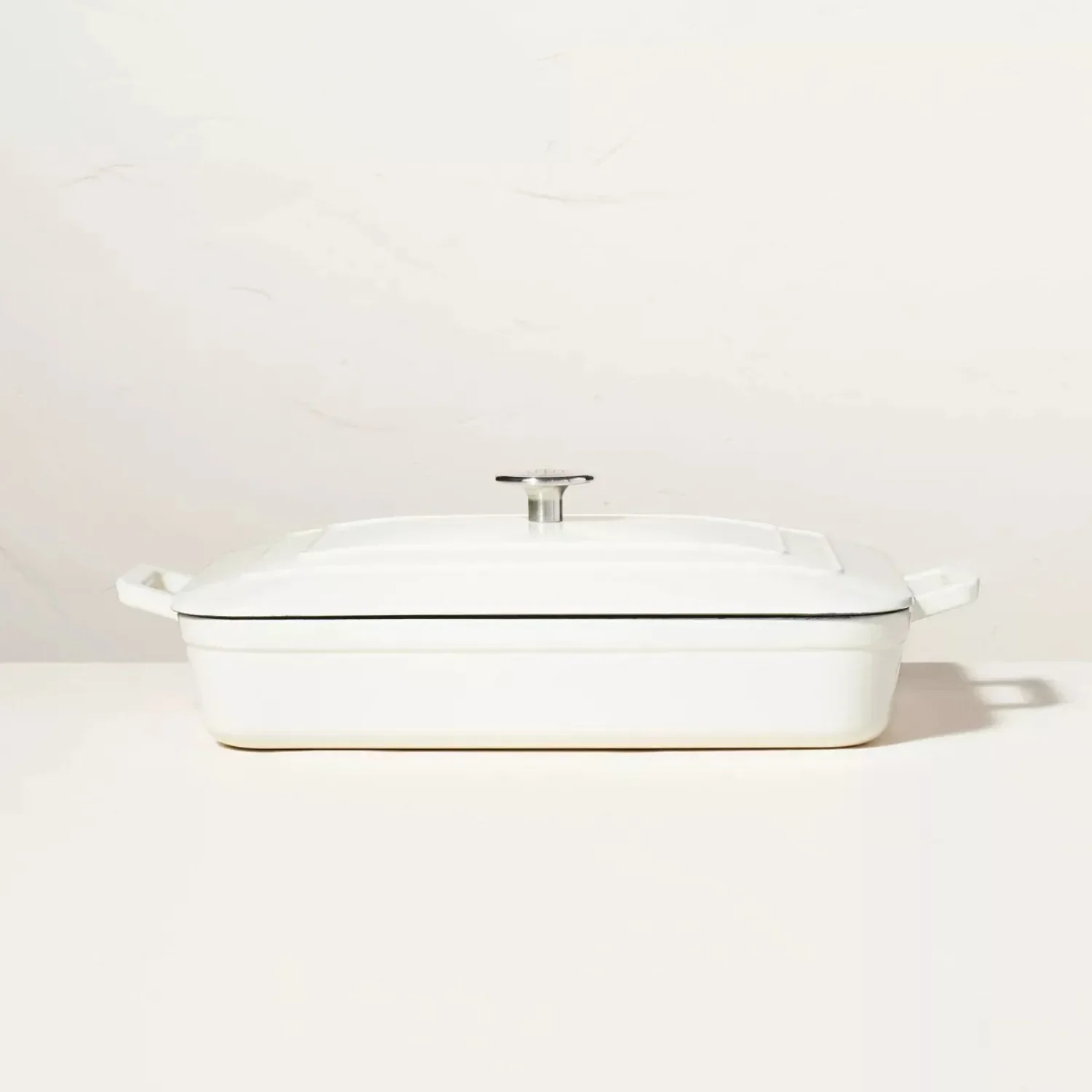 Enamel Coated Casserole/Bakeware Dish with Lid Cream