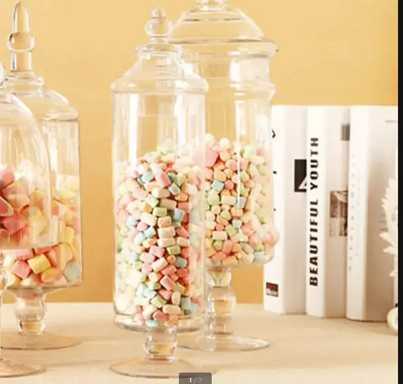 

European Transparent Glass Storage Tank with Lid Household Glass Candy Jar Decorative Wedding Banquet Decorative Candy Bottle