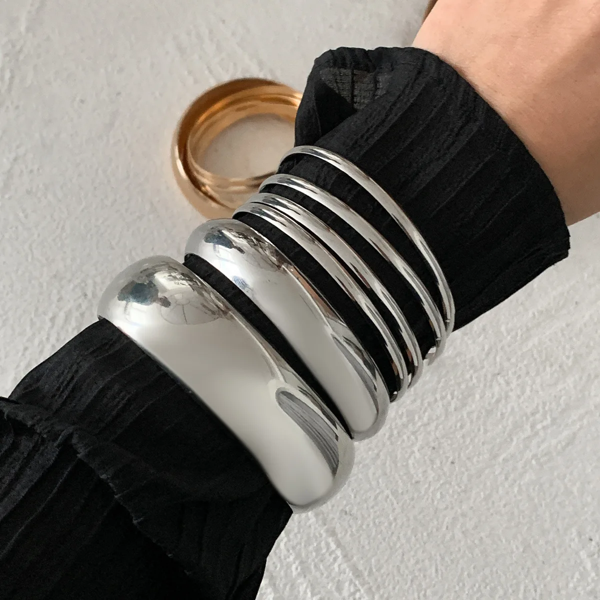 KMVEXO Exaggerated Punk Irregular Wide Cuff Bangle Set for Women Vintage Gold Color Chunky Metal Bracelets Men Hand Jewelry Gift