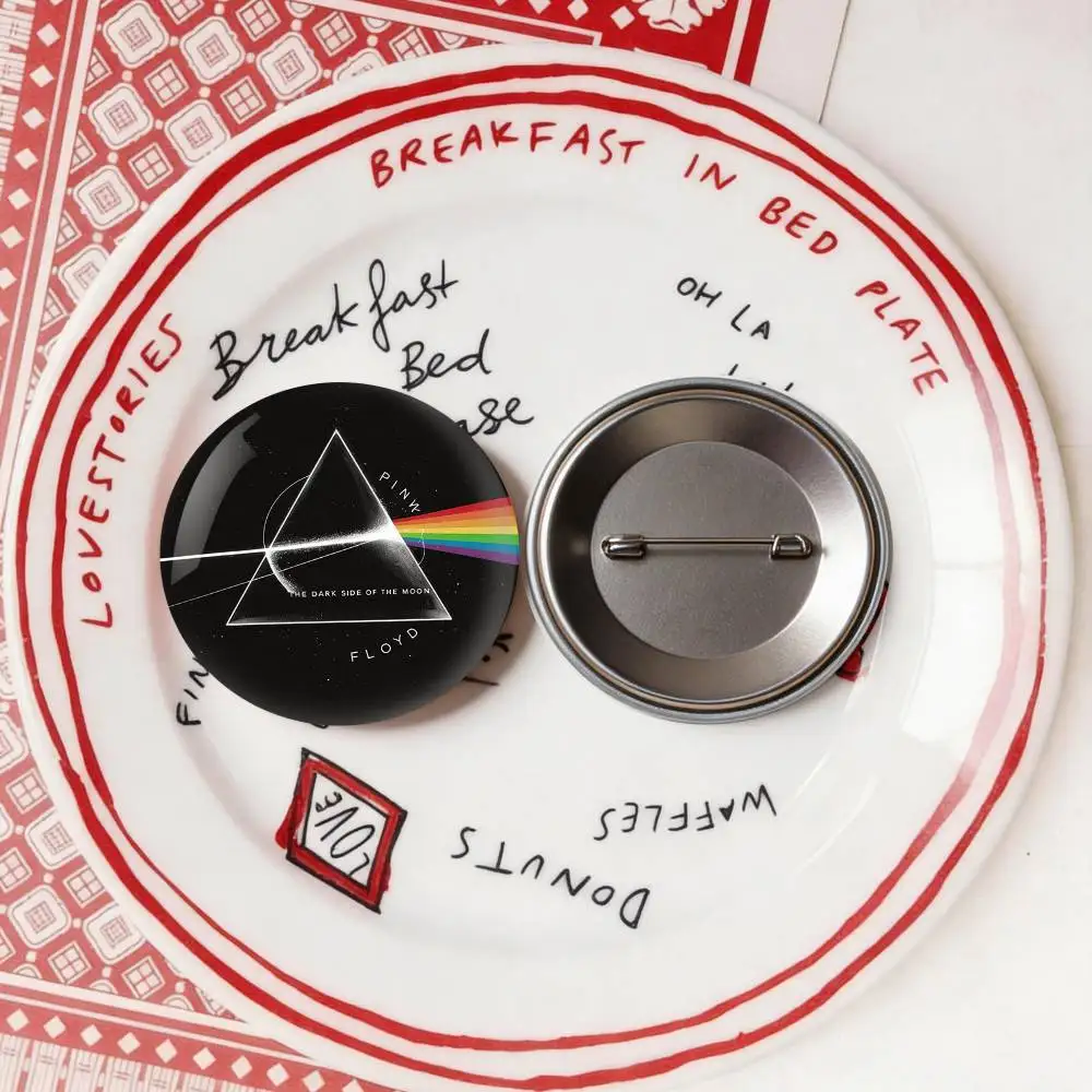 B-Band P-Pink HOT Floyd Badge Tinplate Soft Button Pin Brooch Metal Badge Custom Jewelry Accessories