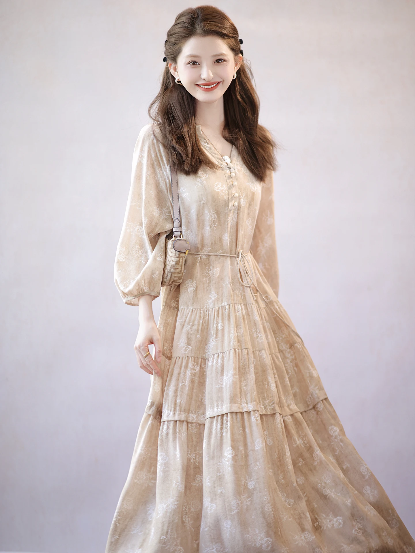 

Романтическое шелковое платье с V-образным вырезом и длинными рукавами, повседневное женское платье для работы, элегантное платье макси с принтом