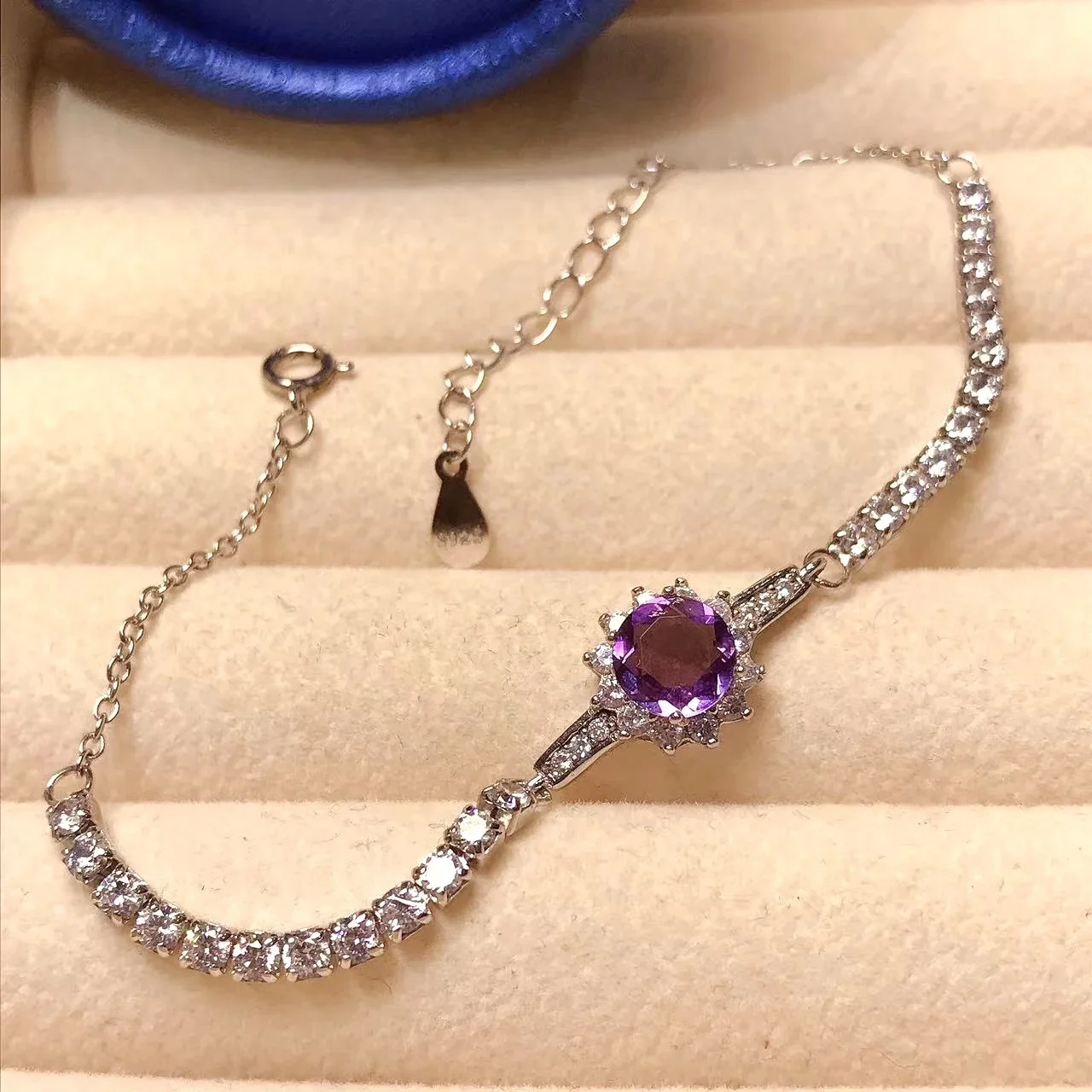 

Fashion Gemstone Bracelet for Daily Wear 6mm 0.8ct Natural Amethyst Bracelet 18K Gold Plating 925 Silver Amethyst Jewelry