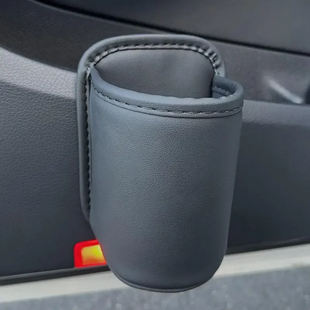 Suporte de copo para porta de carro em couro, organizador de bebidas automotivo, compartimento de armazenamento, suporte de copo para banco traseiro, organizador para acessórios internos de carro