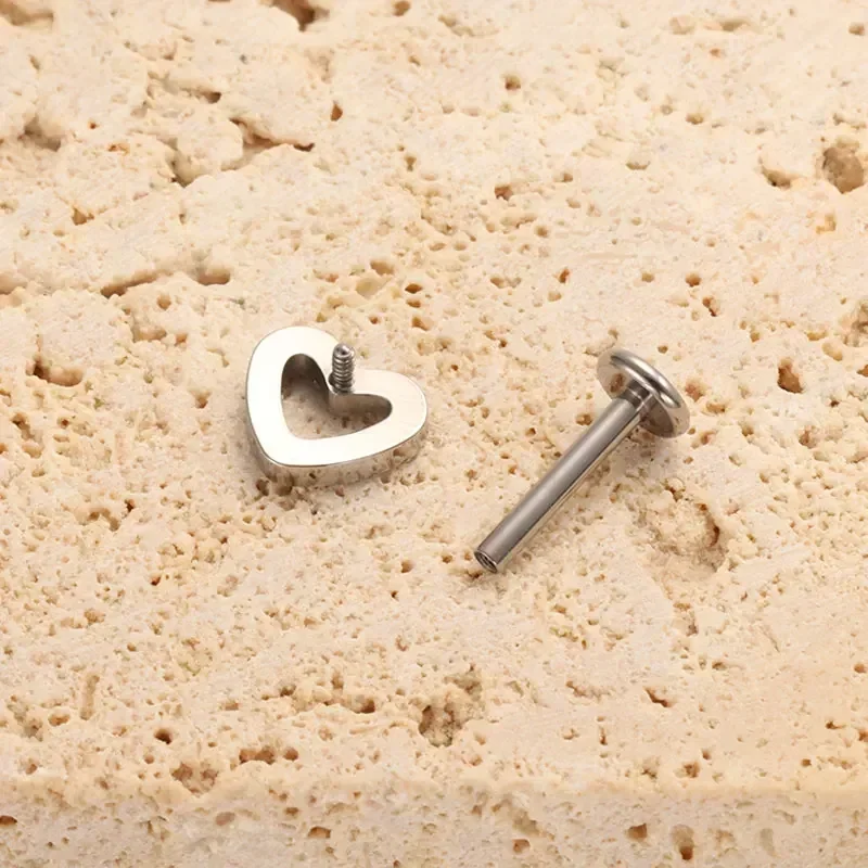 ASTM F136 Titanium Piercing 16G 18G CZ Heart Labret Earring Internally Threaded Cartilage Tragus Medusa Lip Monroe Body Jewelry