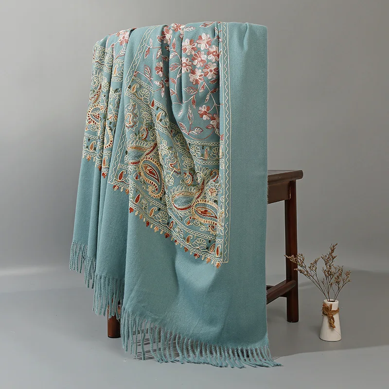 2024 New Luxury Brand Women Embroider Flower Pashmina Cashmere Scarf Winter Thick Warm Scarves Fashion Travel Shawl Wraps