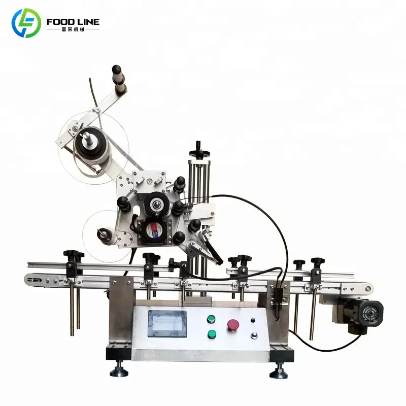 The best-selling automatic labeling machine is used for flat labeling on the surface of cartons and bottle bags