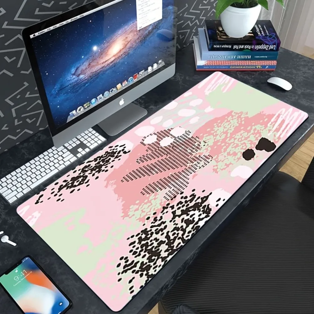 Pink and green contrasting polka graffiti pattern durable and nonslip rubber table mat alfombrilla ratón ordenador mauser pad