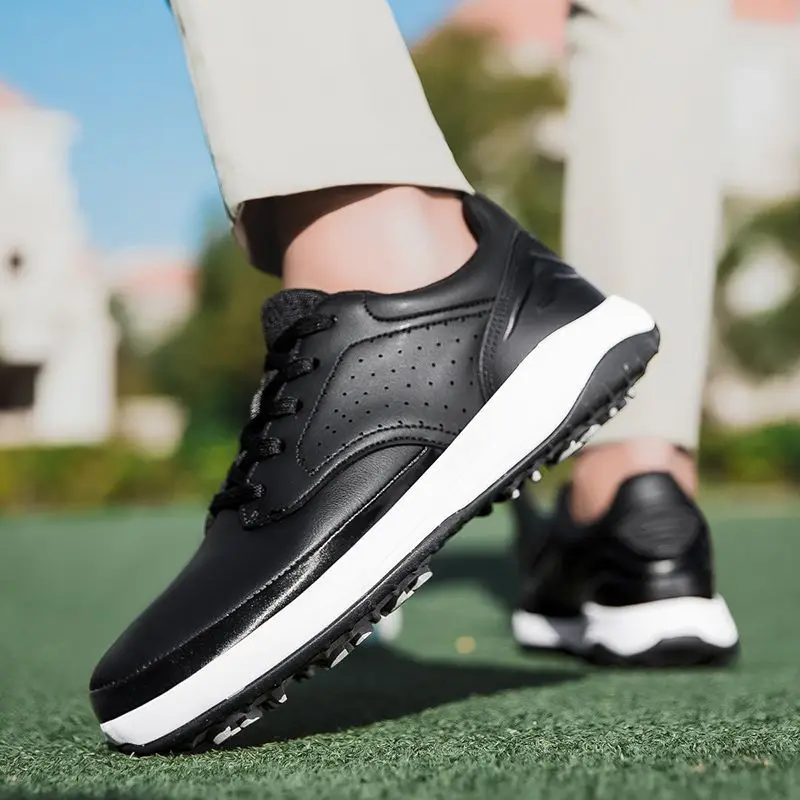 2026 New Luxury Golf Shoes for Men Comfortable Gym Sneakers Anti-Slip Athletic Shoes For Man Lacing Golf Training Shoe for Mens