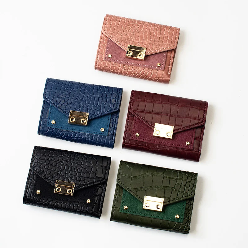 Korean New Wallet female 2021 girls' short versatile fashion crocodile pattern multi card slot change bag