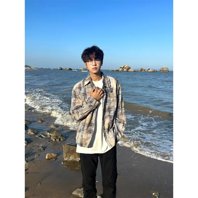 

Retro American Dyed Plaid Long Sve Men's irt Trendy High-End Feeling Cotton Youthful Autumn Faion Classic id Pattern