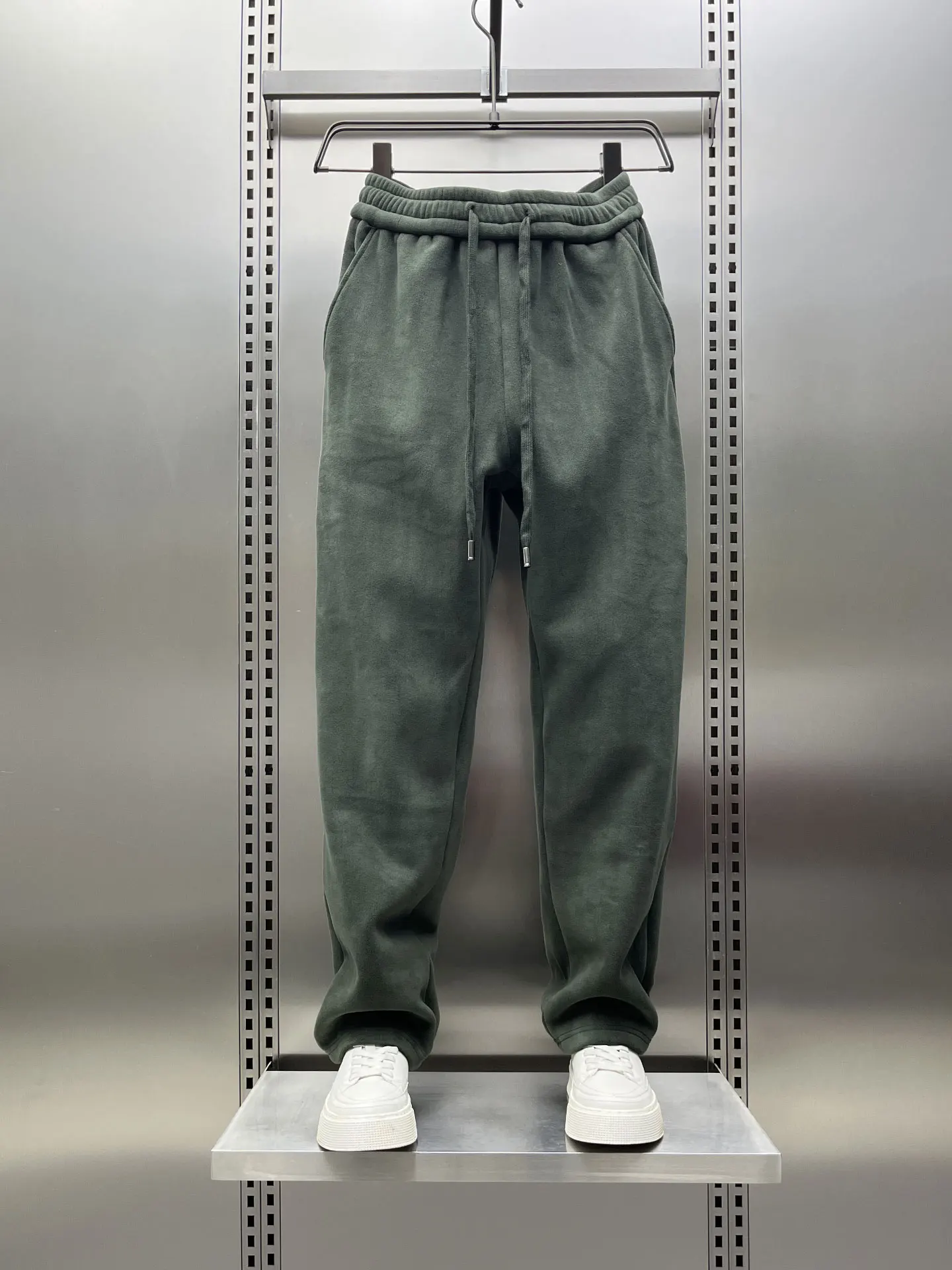 

Новинка 2025, мужские повседневные брюки Fce, зимние свободные прямые брюки, трендовые драпированные спортивные брюки, удобные свободные брюки