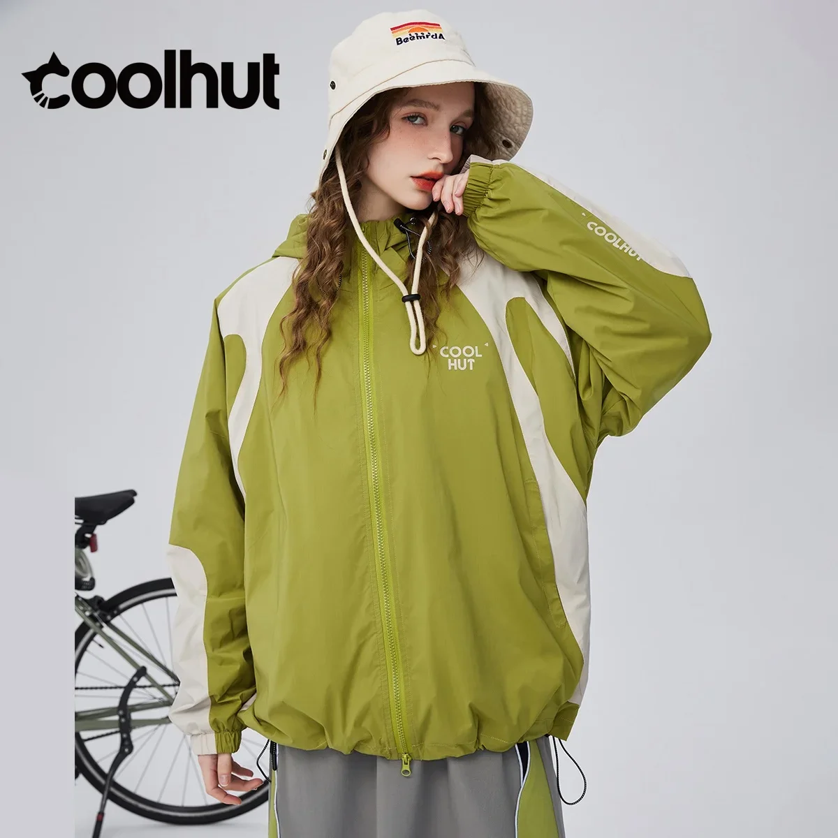 

COOLHUT 2025 New Autumn Women's Contrast Color Hooded Outdoor Jacket Sporty Drawstring Functional Windbreaker Trendy Bomber Coat