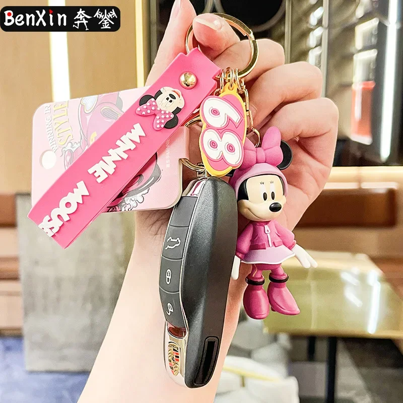 

2025 Miniso racing driver keychain, cartoon exquisite keychain, beautiful couple schoolbag pendant