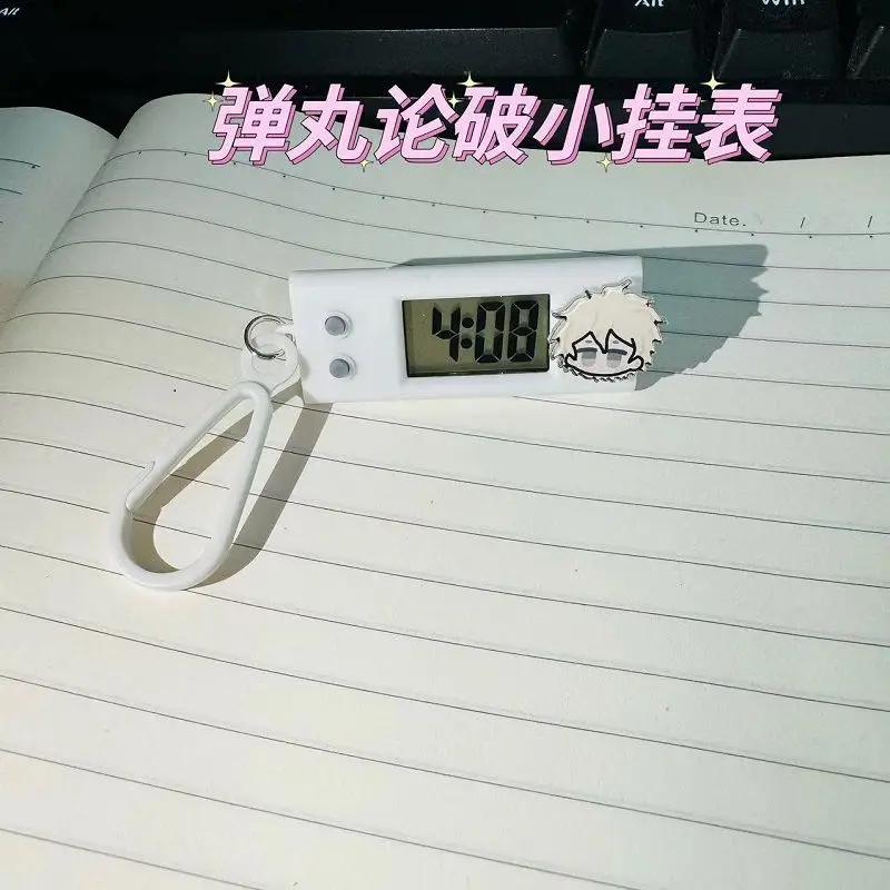 ساعة حائط صغيرة من Danganronpa Komaeda Nagito Kokichi Ouma ، ساعة إلكترونية صغيرة مخصصة لامتحان الطلاب ، قلادة حقيبة مدرسية جميلة