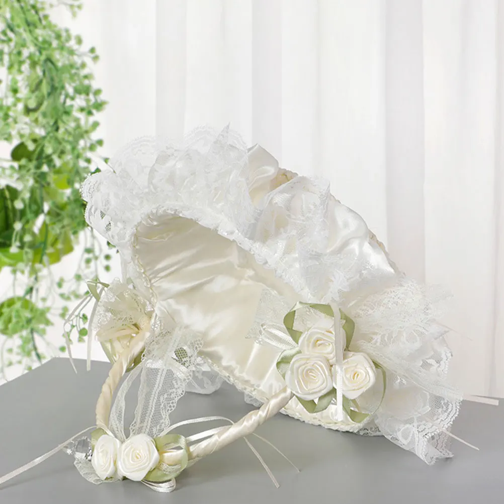 

Wedding Flower Girl Baskets Elegant Polyester Lace White Small Handle Storage Baskets For Bridal Ceremony Petal Holder