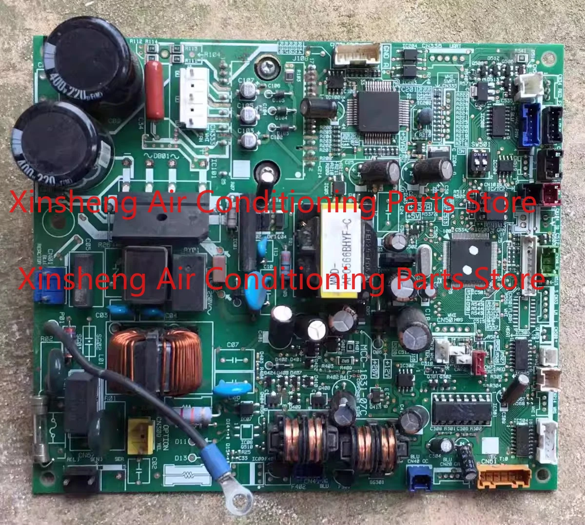 Es adecuado para la placa base de la unidad interna de aire acondicionado central Toshiba MCC-1631-07C