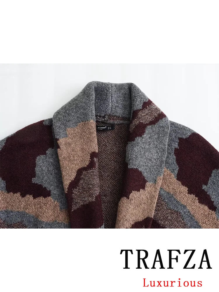 TRAFZA Vintage Casual Chic Women Knitted Overcoat Jacquard Weave Oversized Long Jackets Fashion 2024 Autumn Winter Thick Coats